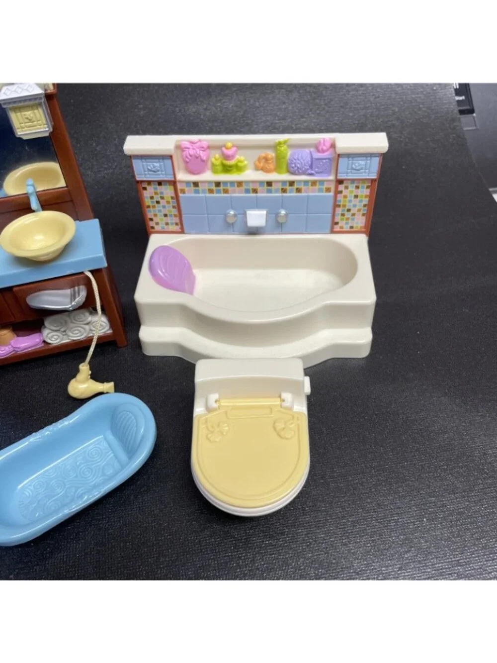 Fisher Price Loving Family Dollhouse Bathroom Lot Double Sink Toilet Bathtub